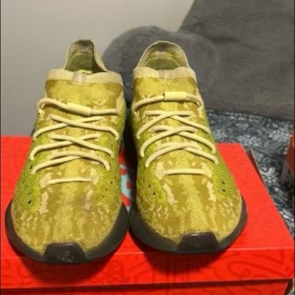 Yeezy 380 ‘Hylyte’ - Picture 5 of 5